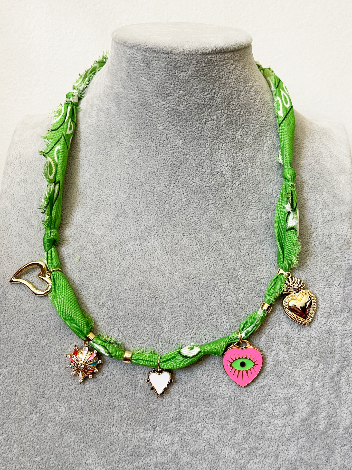 BANDANA CHARM ESMERALDA